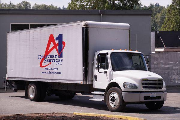 16-26ft  Box truck w/Liftgate services.
 #Houston courier #Sameday delivery #Logistics #A1 Delivery #Medical Courier Service