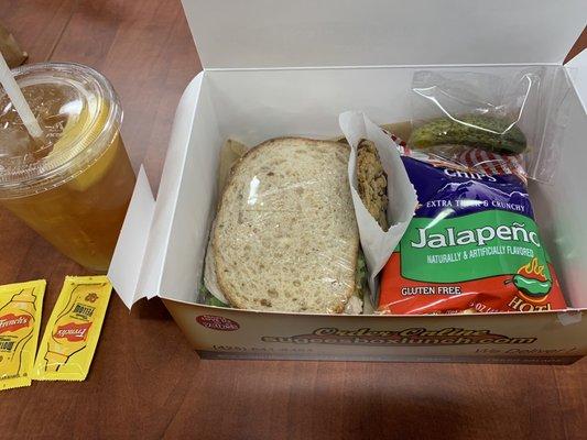 Turkey sandwich box lunch