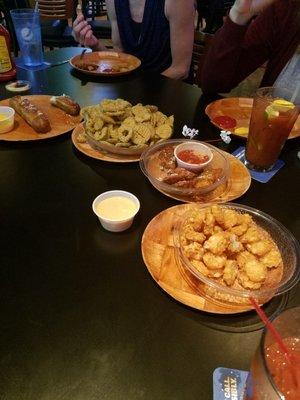 Fried pickles, toasted ravioli, pretzels, tots for appetizers.