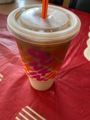 Large Iced Caramel Macchiato (not upside down)