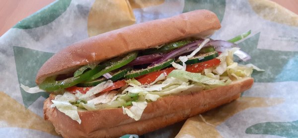 Veggie 6 inch sub promotion is 2.99.