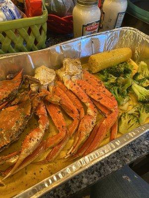 2 cluster crab leg platter