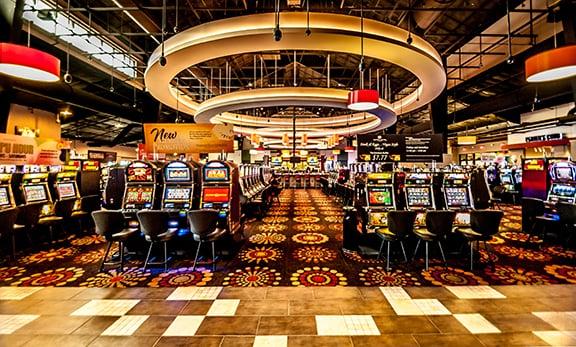 Housing over 500 slot machine, 14 table games, and the only poker room for miles.