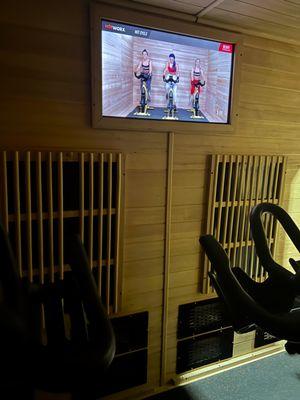 Inside Hot Cycle - Cycle session with Choreographed Intensity Intervals