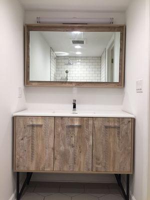 Amazing Oak Park Bathroom!!! Take a small space and make it beautiful!!! Making Your Dream Home Happen!!!