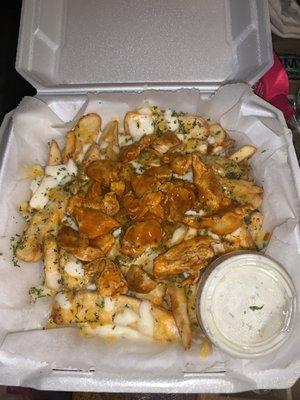 Buffalo chicken cheese fries