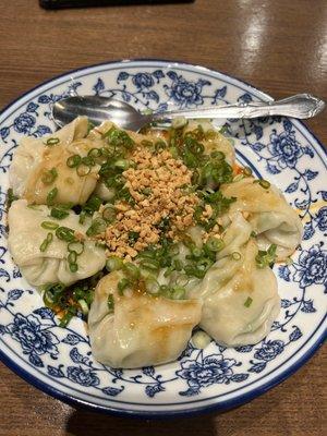 Wonton in chili oil