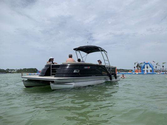 Very clean and big pontoon boat.