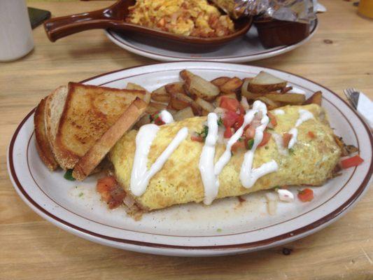 Chicken fajita omelette