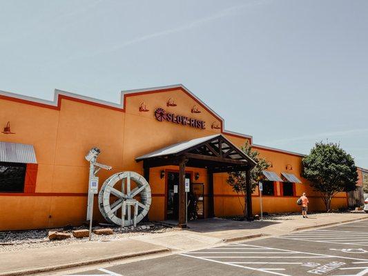 I think it's cool they kept the old water wheel from the steakhouse that was there back in the day.