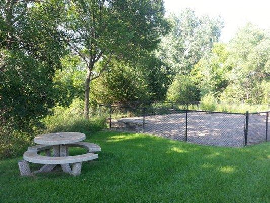 Dog Park with Picnic Area & Charcoal grill very close