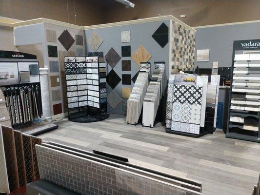 Modern choices in cabinets, flooring and granite to meet your expectations! Fun, friendly and helpful staff that's helps guide you through!