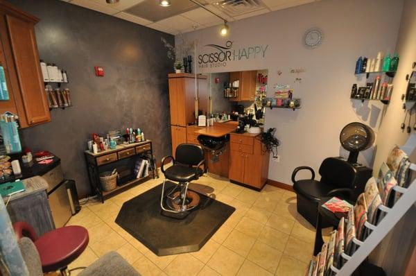 Spacious and professional suites space for your beauty business. Since 2007, home to 100's of beauty professionals.