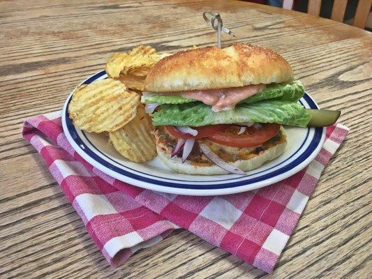 Grass fed burger on house made bun