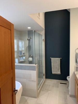 Bathroom Remodels | Call: (541) 848-7261 | Stark Plumbing