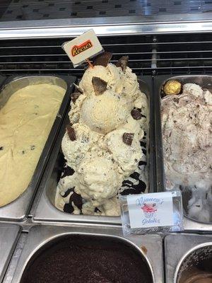 Reese's Pieces Gelato Time !