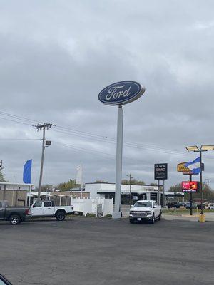 Ford sign from the road