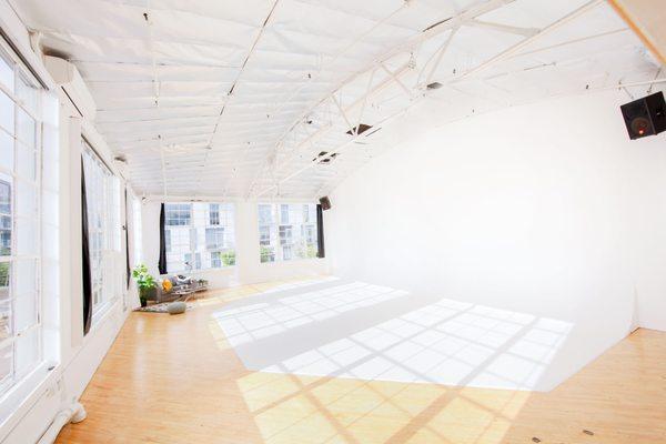 Studio710-A New York Loft in Downtown San Diego. Filled with light. An inspiring place to gather.