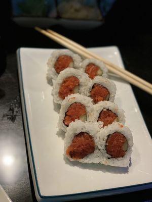 Spicy tuna roll