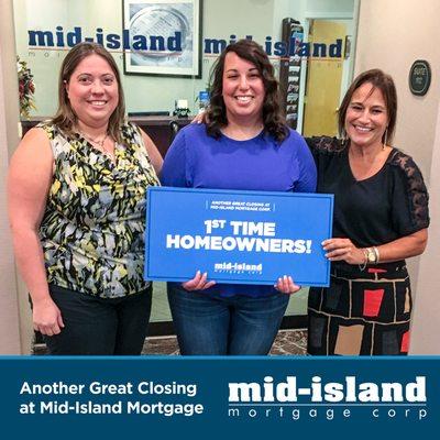 Another Great Closing at Mid-Island Mortgage with VP, Sales, Stephanie Santoro