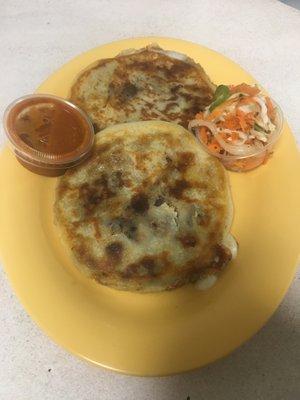 Pupusas similar like gorditas