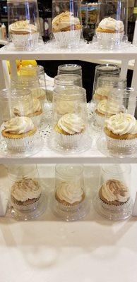 Mini gourmet cupcakes