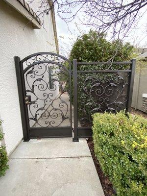 Walkway gate and fence