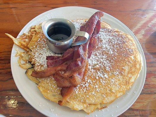 2 Pancakes with Blueberries & Bacon. YUMMY!