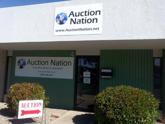 Front of auction house