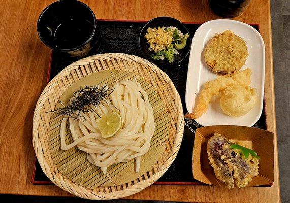 Zaru Udon, Eggplant/Japanese Yam/Shrimp tempura, soft boiled egg