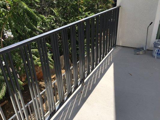 Balcony railing