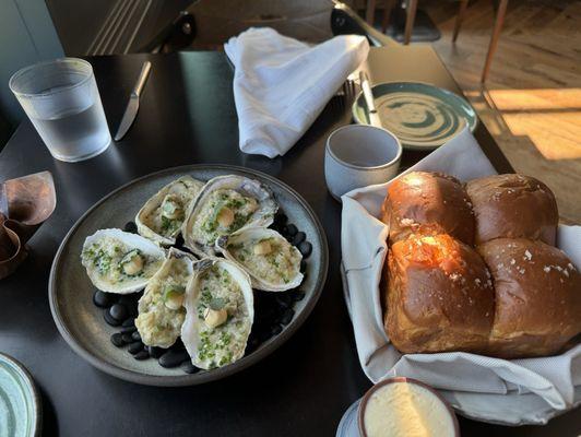 Our oyster appetizer and the famous Parker House Rolls! Those rolls are unbelievably good!!