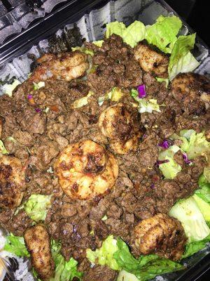 Jerk steak and shrimp  salad $15