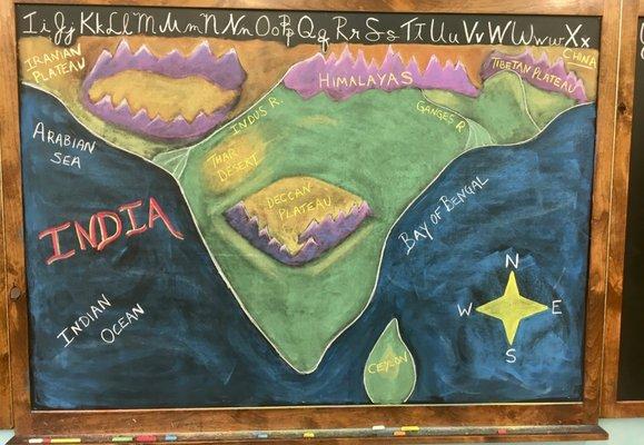 6th grade map of India chalk drawing