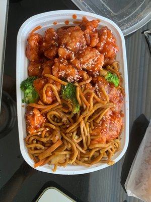 Sesame Chicken combination with Lo Mein