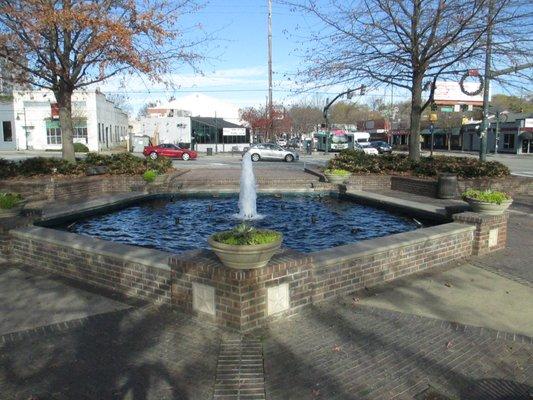 Fountain has Five Points. This fountain was empty last time I was here.