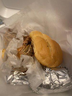 Pulled pork sandwich