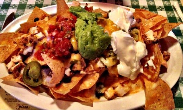 Nachos. Huge order. Very good.