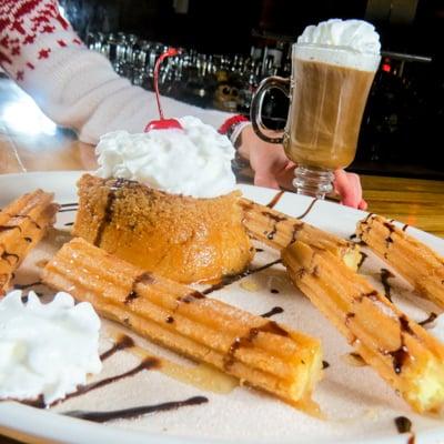 Flan & Churros con Coffee & Baileys