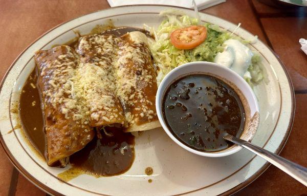 Chicken enchiladas with mole