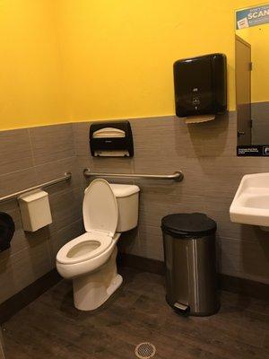 Shared bathroom with Costa Vida