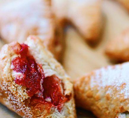 Guava & "cheeze" pastelitos