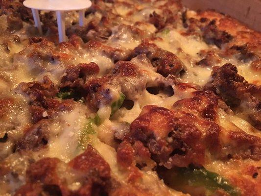 Zoom in! Famous three cheese steak pizza