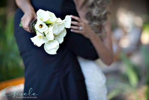 Weddings at Firesky Resort - so fun! Here is a slideshow of David and Jussara's wedding there in August. (Our flowers of course smile emotic