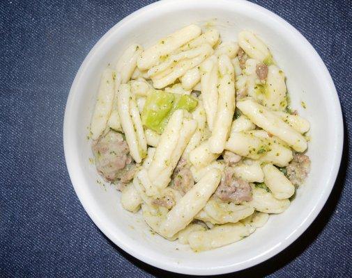 Cavatelli with broccoli and sausage