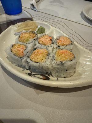 Spicy crab meat roll (6 pcs)