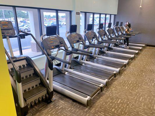 Cardio - The best place to start a fitness program is going to be in the Cardio area. Monitor your heart rate and burn calories.