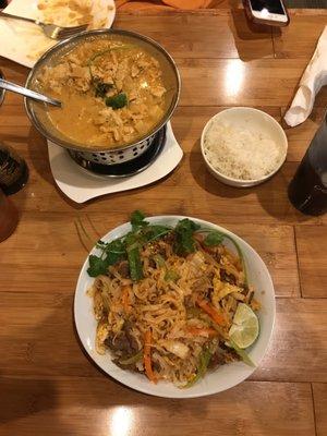 Pad Thai and yellow chicken curry