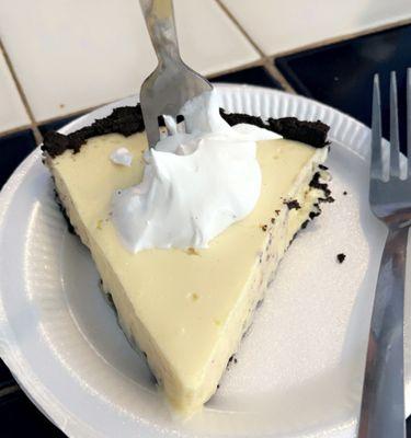 Key lime Oreo crust pie