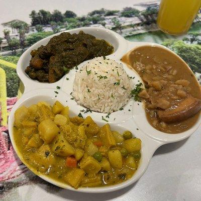 Trio Criollo [Carapulcra, Aji de gallina, Cau Cau]